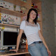Yana, 35
