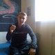 Viktor, 44