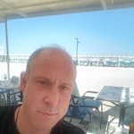 Andrey, 41 (1 ����, 0 �����)