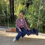 Ella, 48