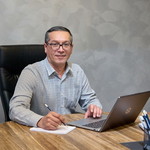 Anvar, 51