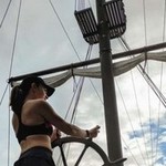 Mila, 44 (2 ����, 0 �����)